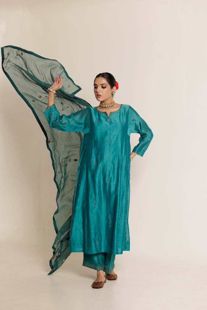 JHEEL Kurta Set
