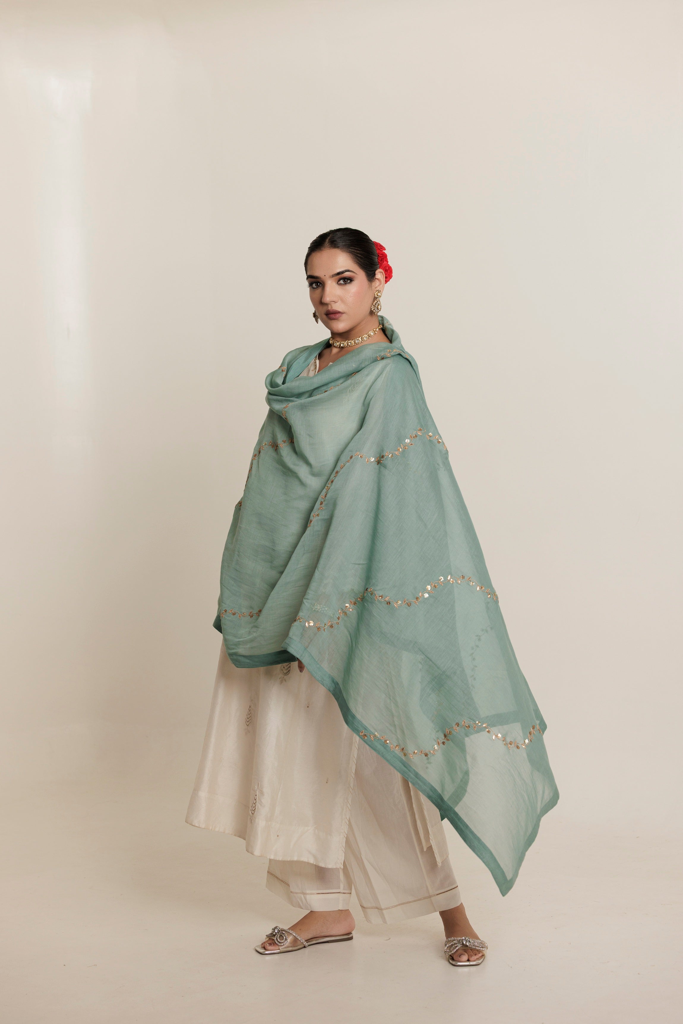 Ivory Hand Embroidered Aari Cotton Silk Kurta Set