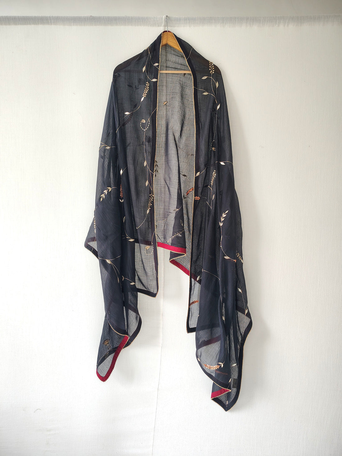 Ivory Hand Embroidered Gota Jaal Chanderi Dupatta